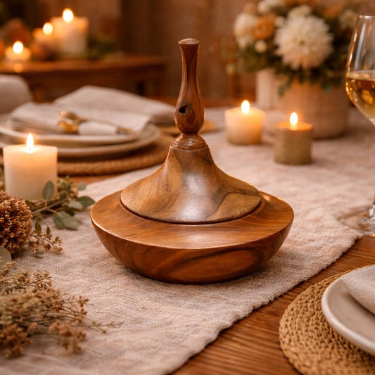 Natural wooden bonbonniere
