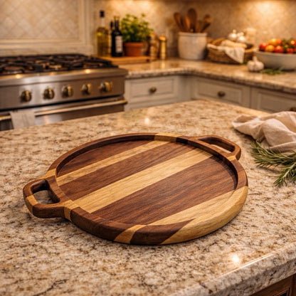 Natural wooden rounded tray