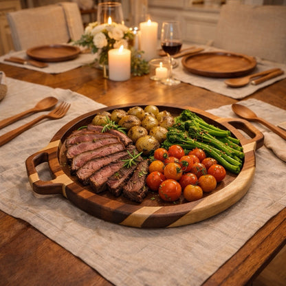 Natural wooden rounded tray