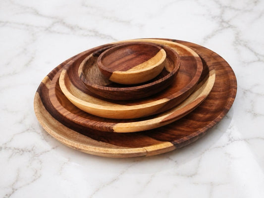 Natural wooden plates